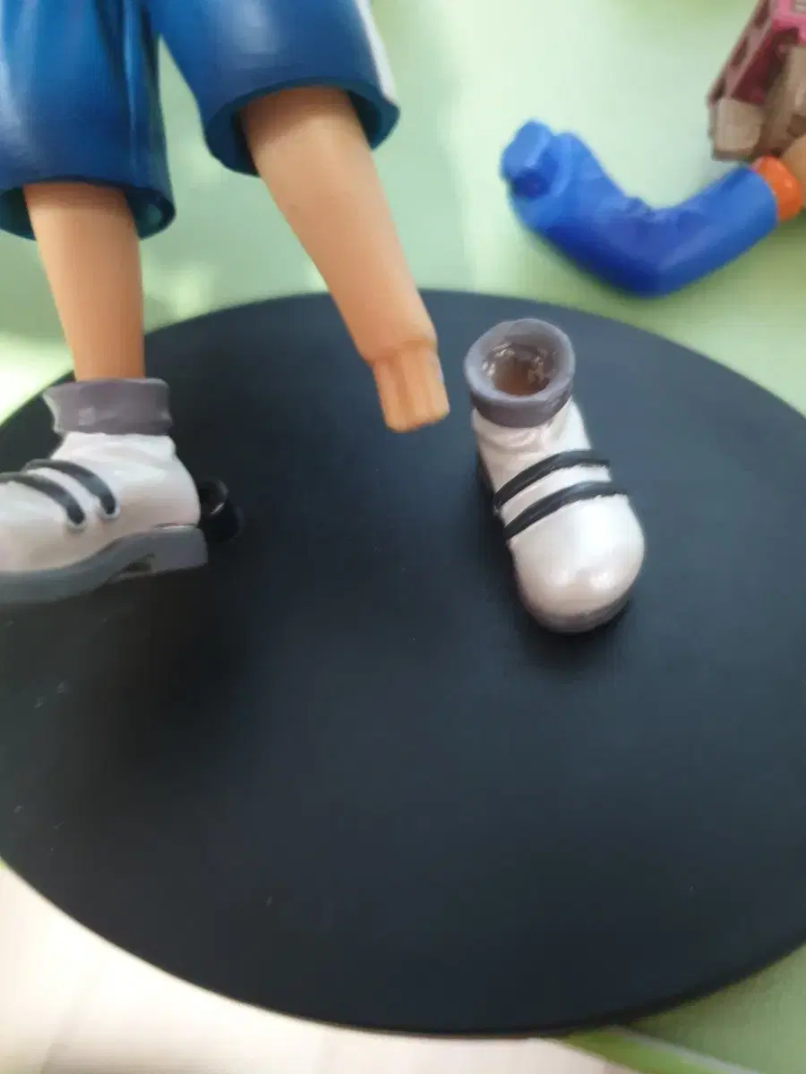 thumbnail-4